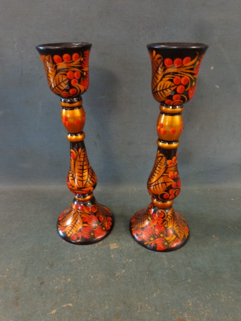 lot 58 image: Floral Candle Holders