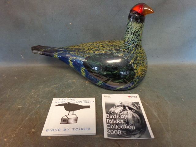lot 11 image: Toikka Glass Bird