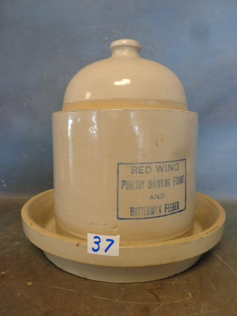 lot 37 image: Red Wing Poultry Drinking Fountain or Buttermilk feeder