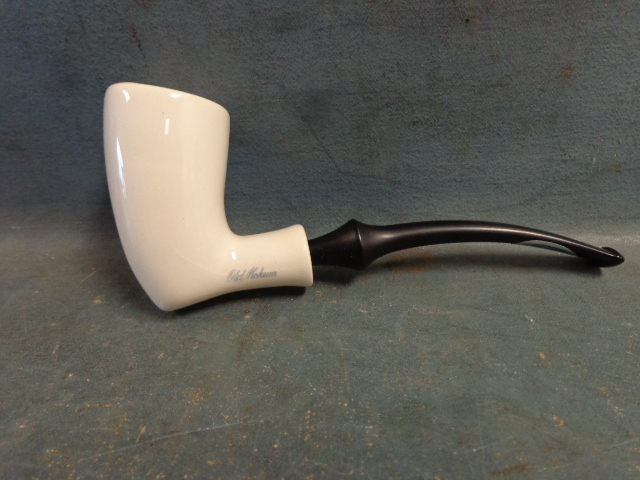 lot 88 image: Smoking Pipe