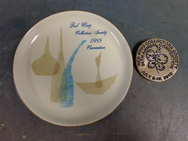 lot 89 image: Red Wing Commemorative Plate and Pin
