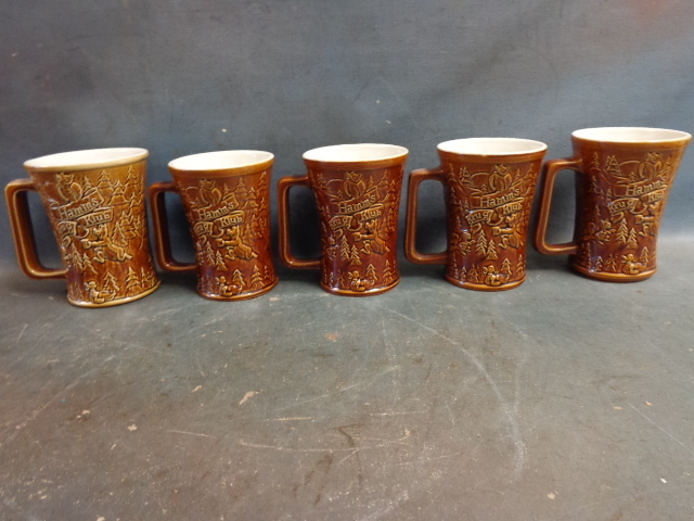 lot 93 image: Red Wing Mugs