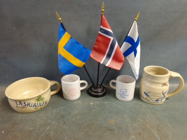 lot 105 image: Flags and Pottery Cups