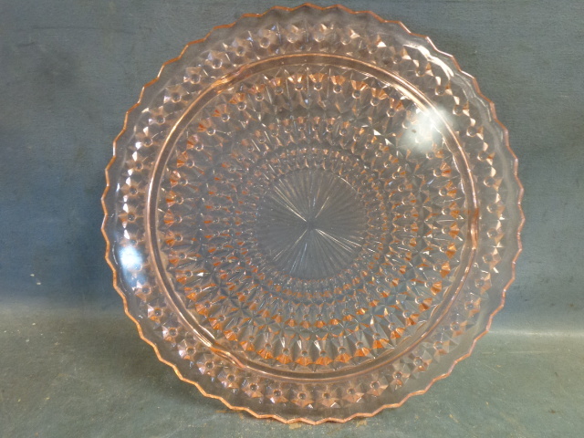 lot 136 image: Depression Glass Cake Plate