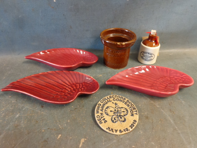 lot 163 image: Red Wing