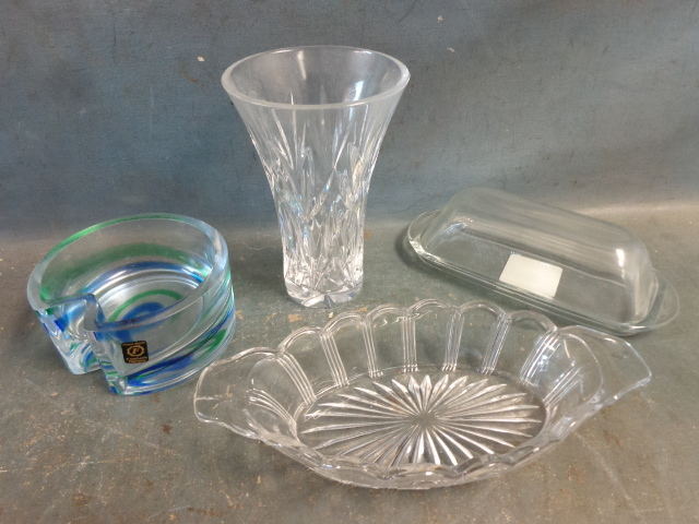 lot 165 image: Glassware