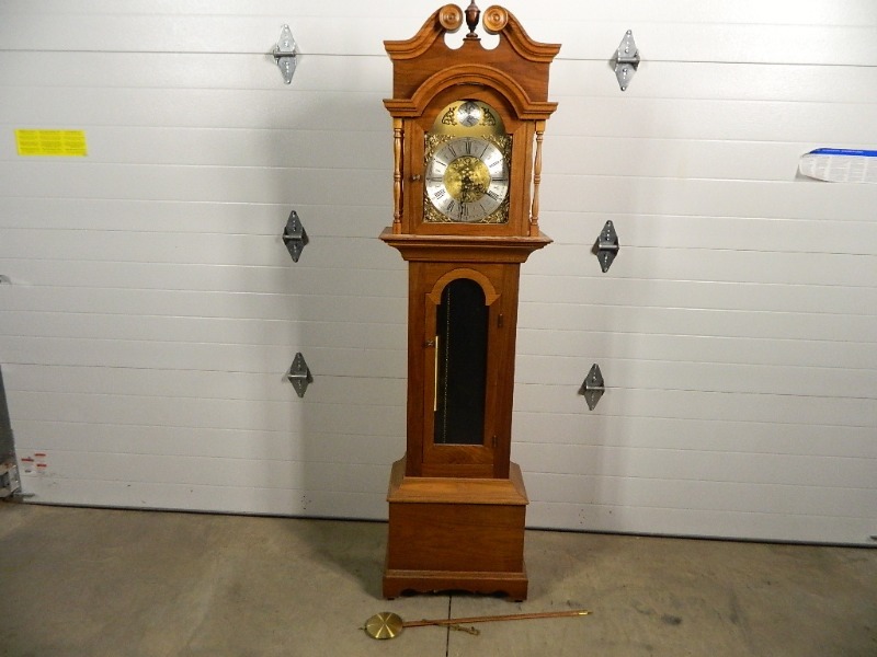 lot 40 image: Homemade Grandfather Clock