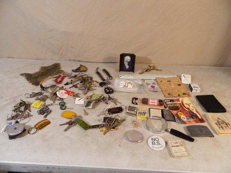 lot 96 image: Keys, Trinkets, and More