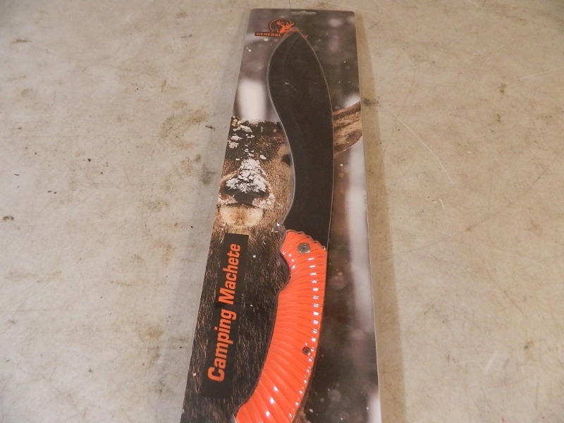 lot 98 image: New Camping Machete with Sheath
