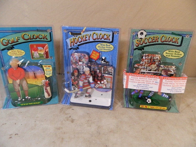 lot 102 image: 3 New Sport Clocks