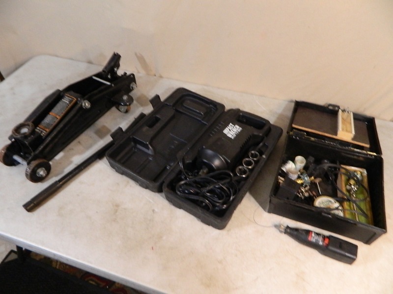 lot 139 image: Auto Jack, Tools, Etc