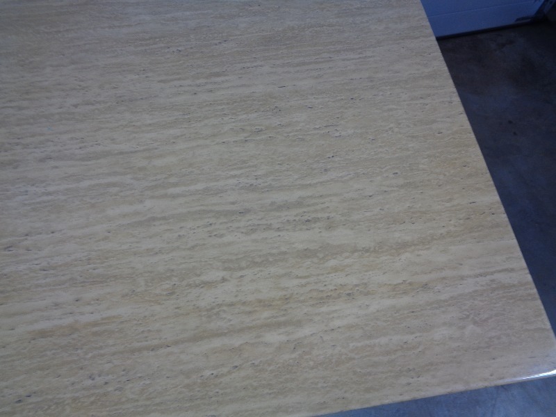 lot 42 image: Dining Room Table