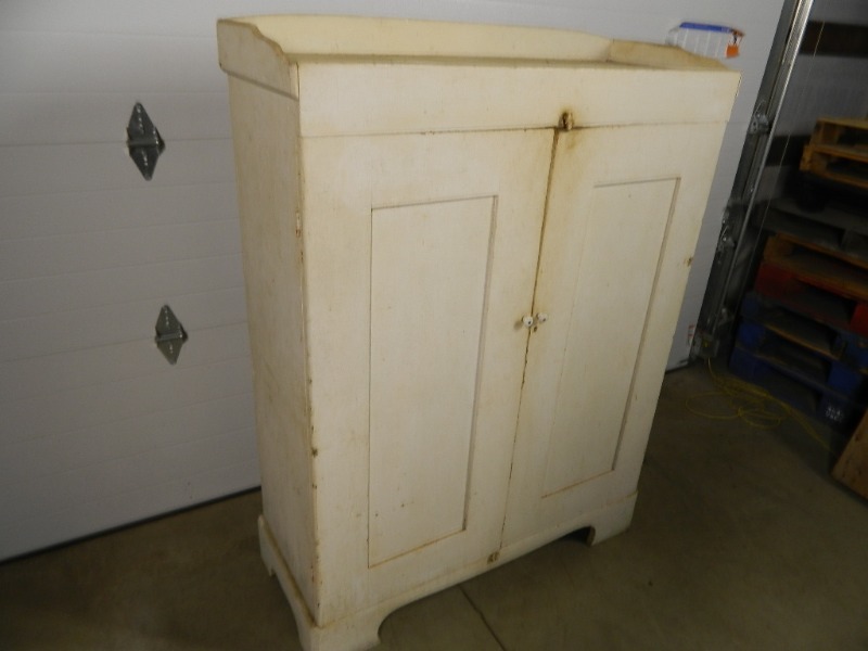 lot 57 image: Old Vintage 2 Door Cabinet  Pantry
