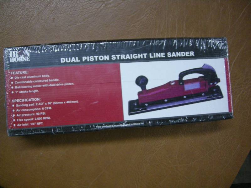 lot 57 image: Iron Horse Dual Piston Straight Line Sander