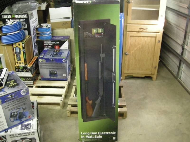 lot 71 image: Stack-On Long Gun Electronic In-Wall Safe