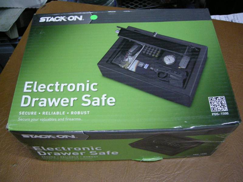lot 73 image: Stack-On Electronic Drawer Safe