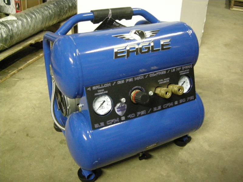 lot 92 image: Eagle Silent Series Portable Air Compressor