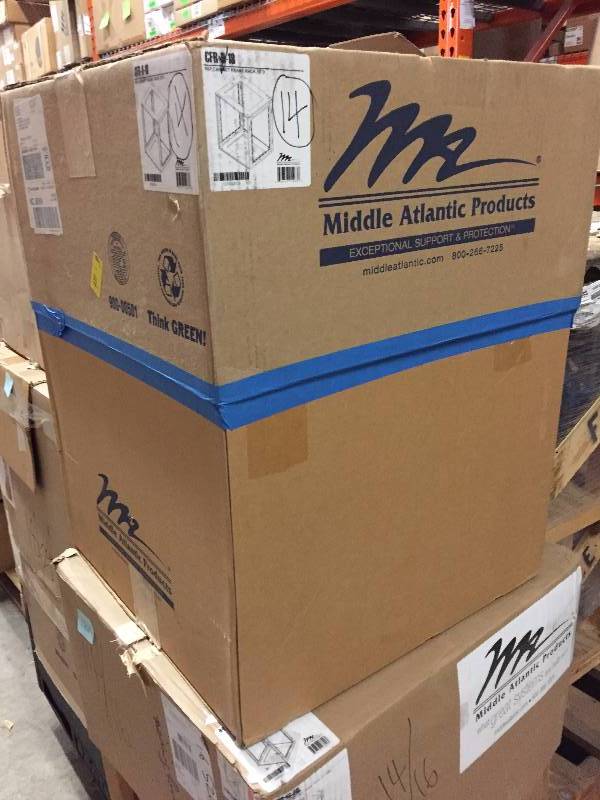 lot 61 image: Middle Atlantic Small AudioVideoStereoControl System Equipment Rack