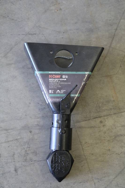 Sleeve Lock Coupler