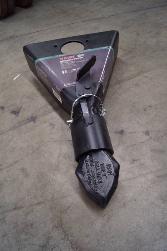 Sleeve Lock Coupler