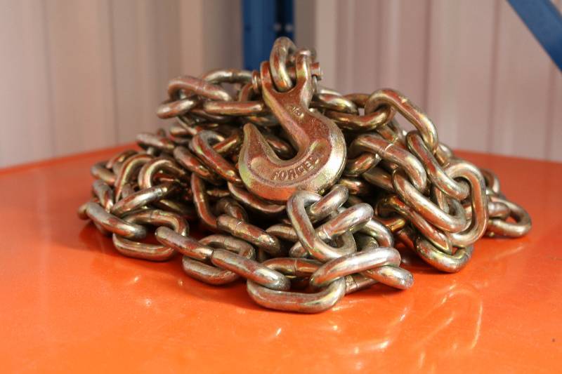 NEW Heavy Duty Tow Chain