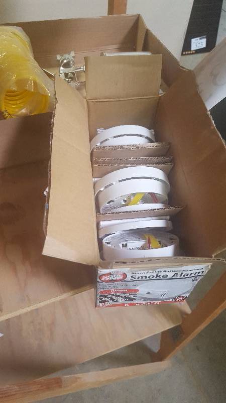 lot 333 image: Box of Code One Micro Profile Smoke Alarm
