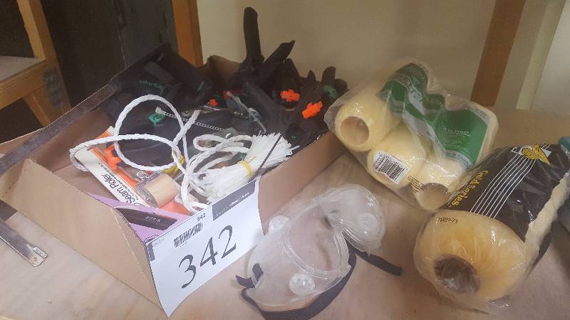 lot 342 image: Paint Rollers, Wood Clamps, Ties, Casing Knife, Warner Seam Roller, Grout Remover, Brushes, Hack Saw wo Blade, Ropepulley System