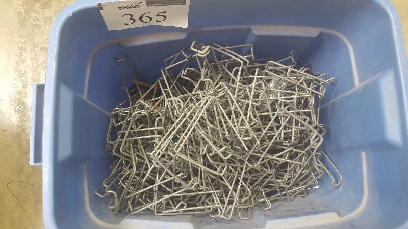 lot 365 image: Commercial Display Rack Hangars
