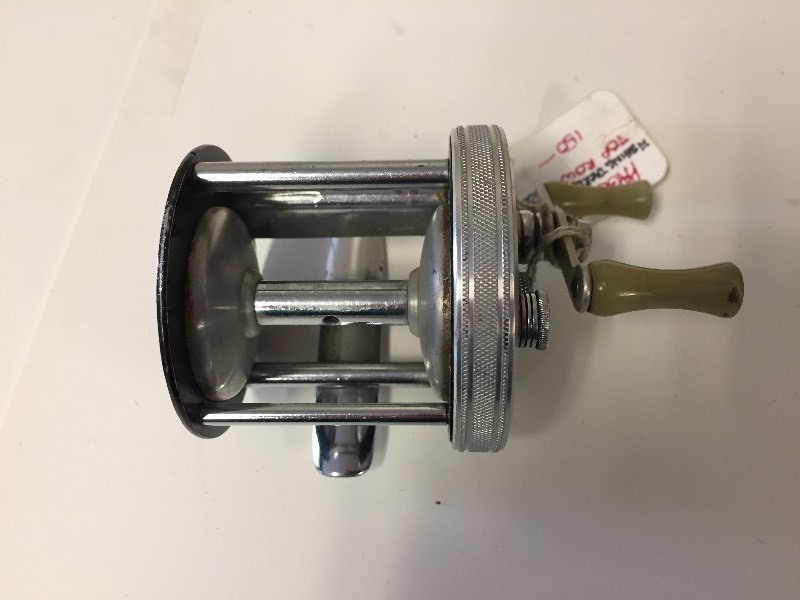 lot 45 image: Vintage Fishing Reel - Heddon Pal