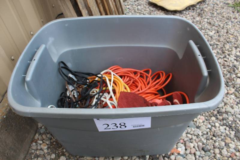 lot 238 image: Bin of Extension Cords