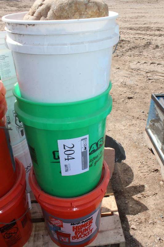 lot 204 image: Lot of (3) Buckets of Fish Tank Gravel, Large Rock