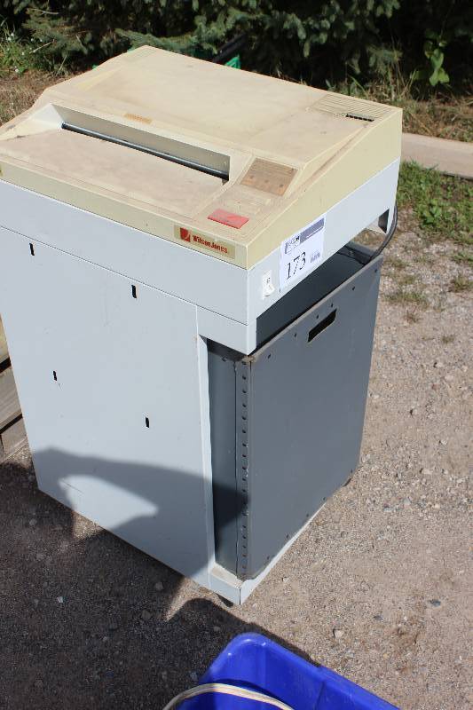lot 173 image: Wilson Jones Commercial Paper Shredder