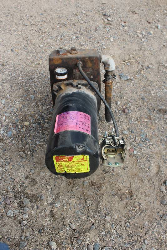 lot 181 image: A.O. Smith Continuous Duty Well Pump