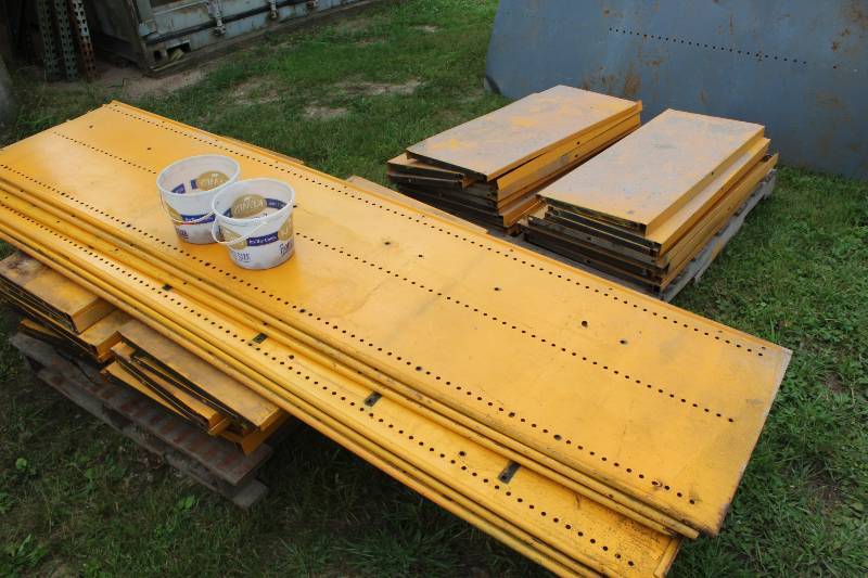 lot 154 image: Lot of (2) Pallet Lot of Shelving, Sides