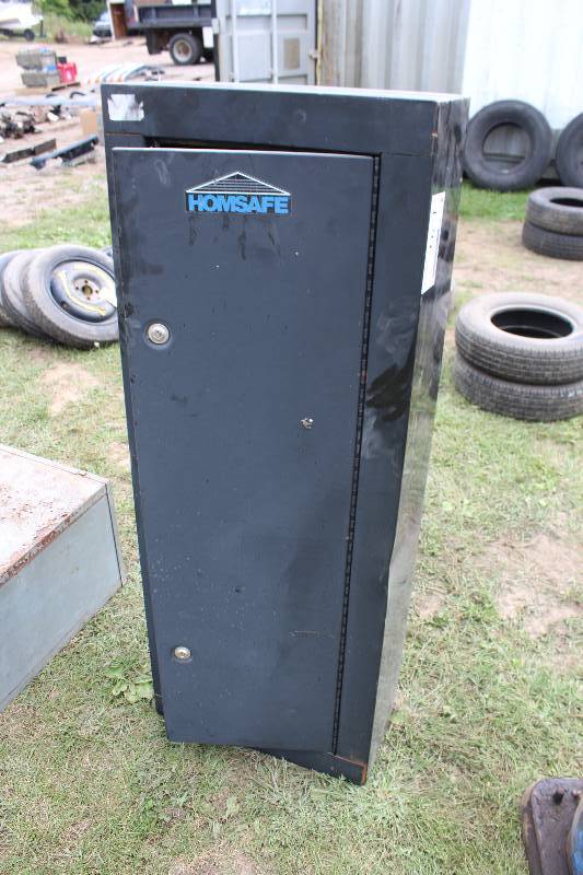 lot 120 image: Homesafe Locking Gun Safe