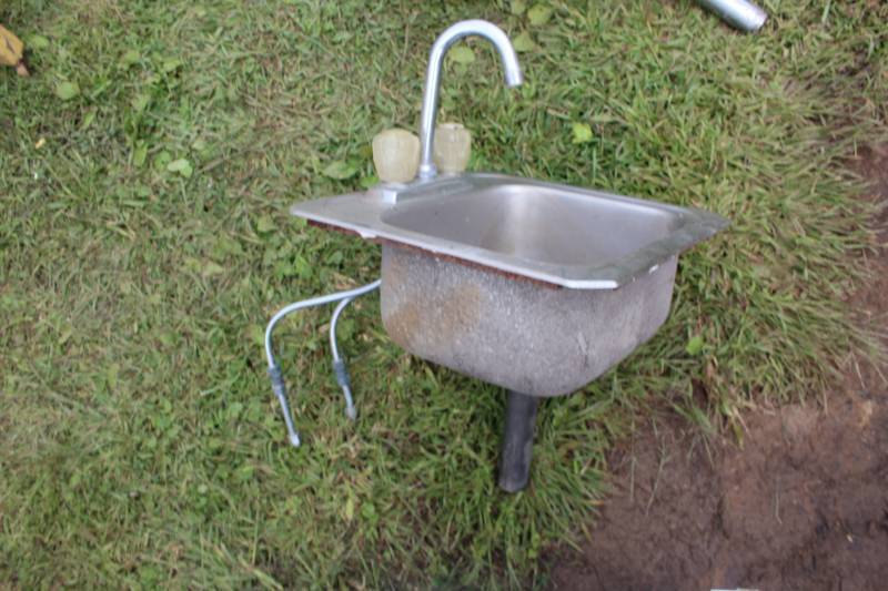 lot 112 image: Stainless Steel Sink w Double Handle Bar Faucet