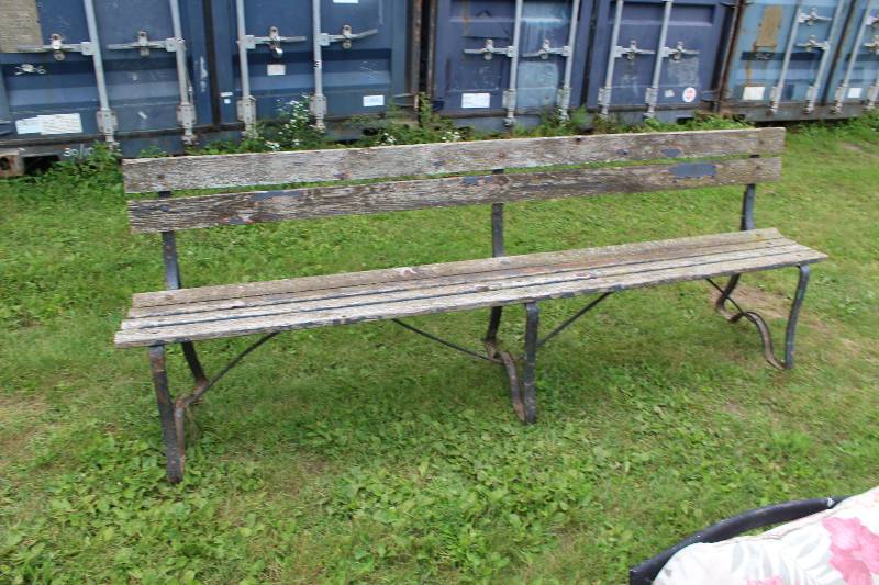 lot 78 image: Outdoor Wood Bench