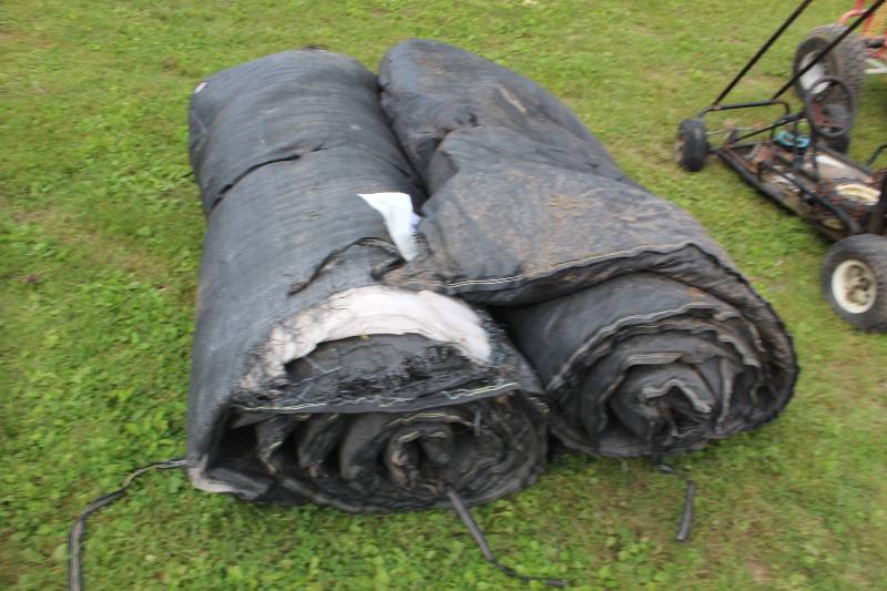 lot 50 image: Lot of (2) Concrete Blankets