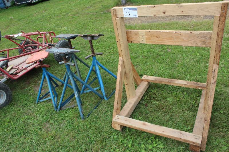 lot 53 image: Lot of (5) Boat Equipment Includes 4-Dry Dock Stands, 1-Engine Stand
