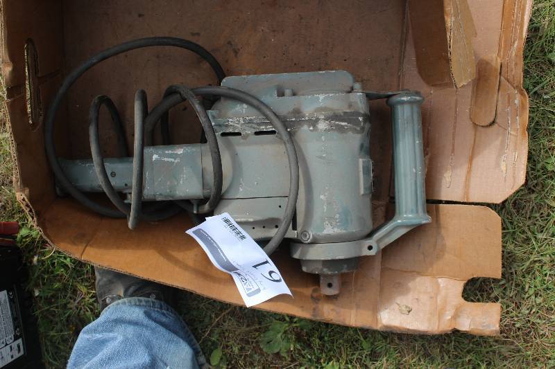 lot 61 image: Boston Pneumatics Army Grade Electric Impact Wrench