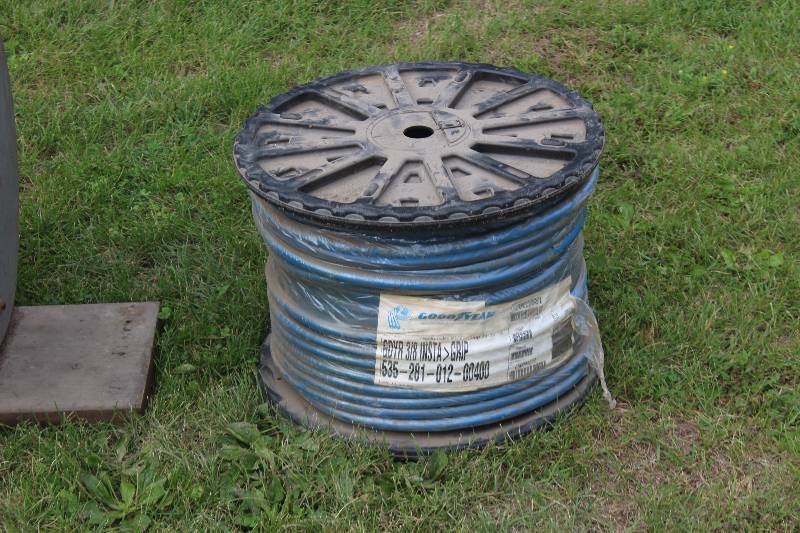 lot 70 image: 500ft. Air Hose