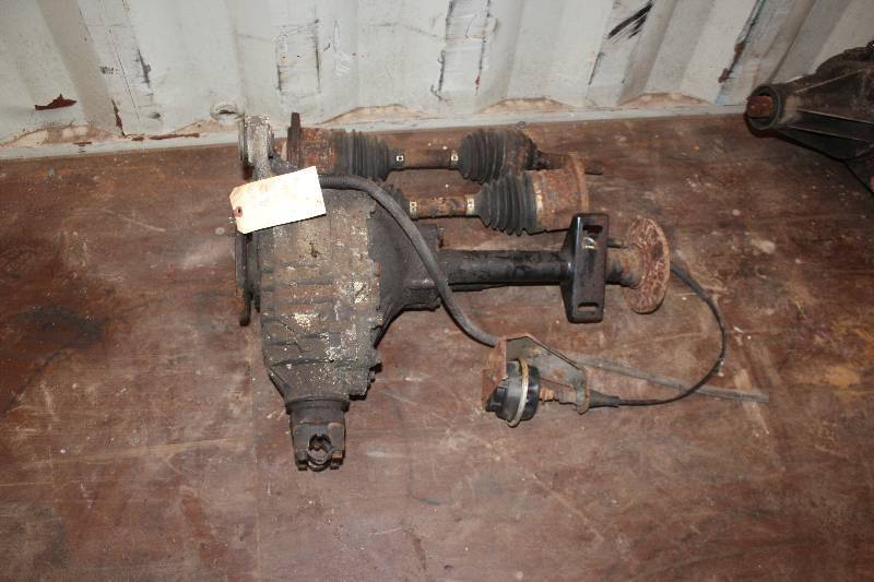lot 279 image: 1996 Chevrolet S-10 Pickup Front Axle Assembly