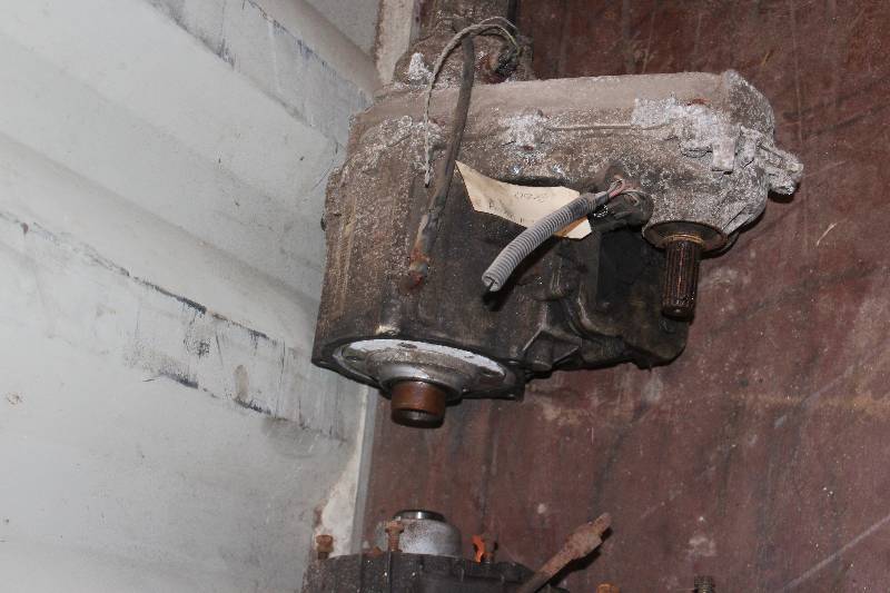 lot 282 image: 1996 Chevrolet S-10 Transfer Case
