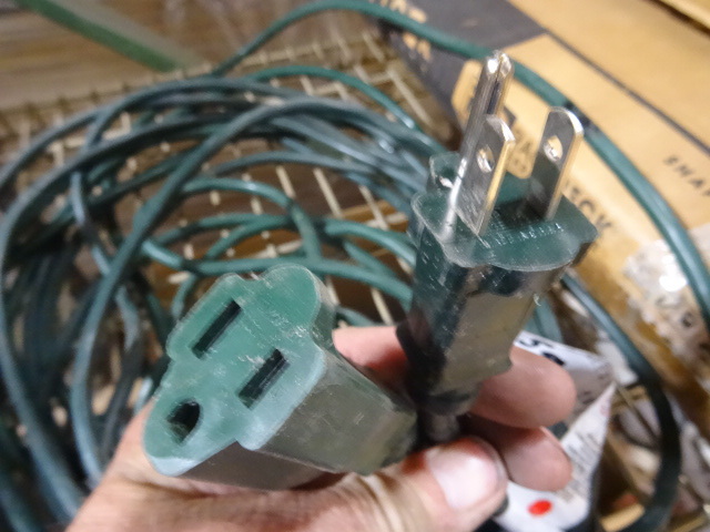 2 Extension Cords  16 AWG, 25 Cord