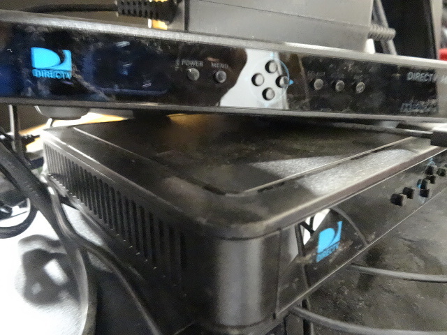 3 Direct TV Model H25-100