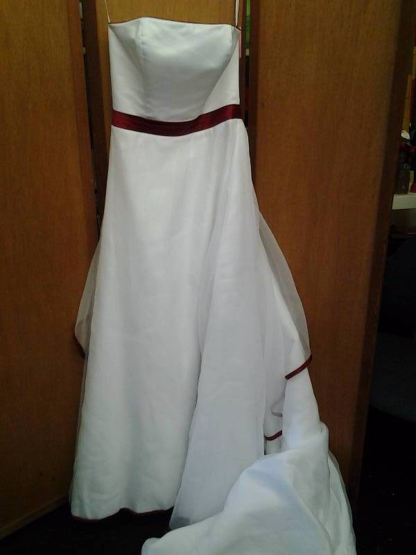 Size 12 Michaelangelo With With Garnet Red Trim