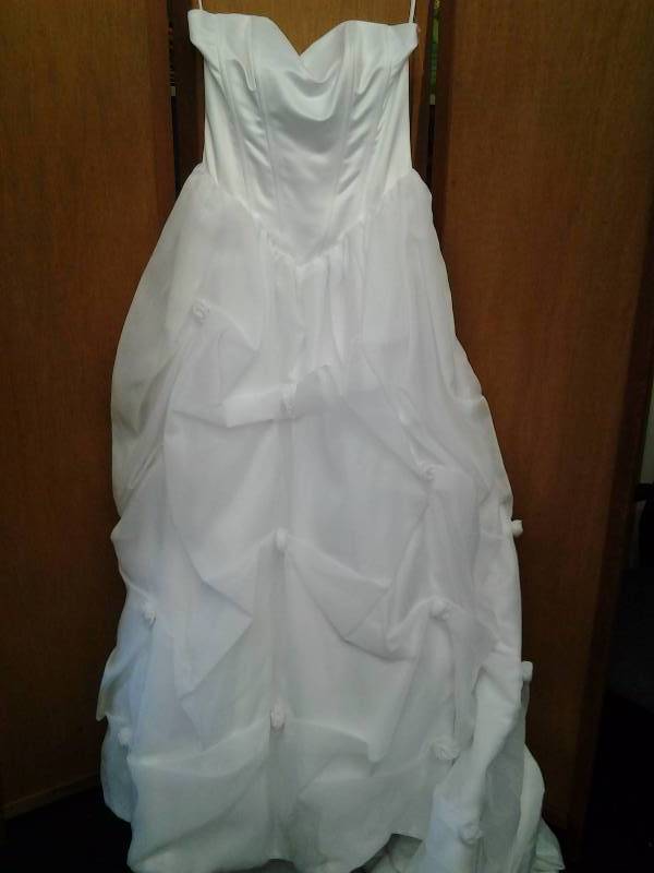 Size 12 White Venus
