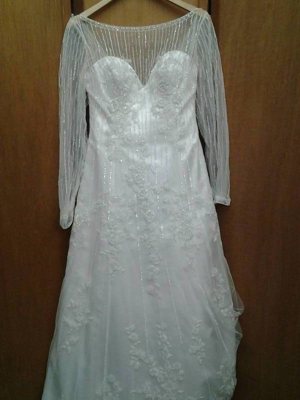 Size 8 (No Brand) Ivory Beaded