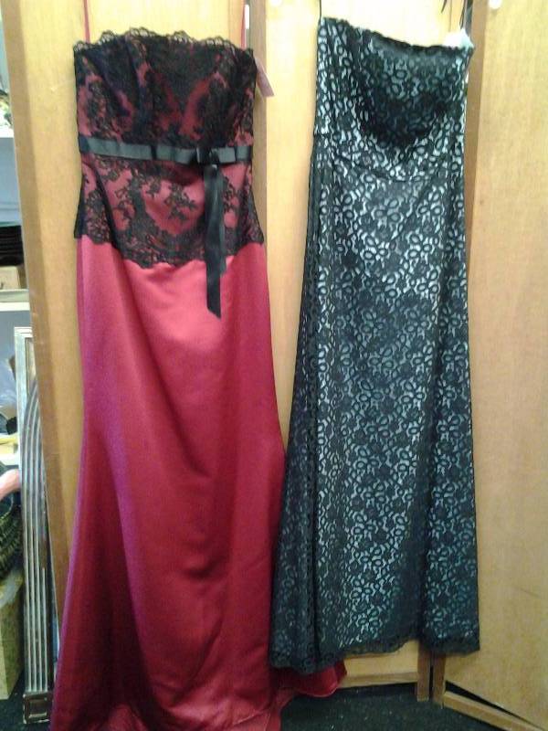 2-Size 6 Lace Dresses By Alexis & No Brand