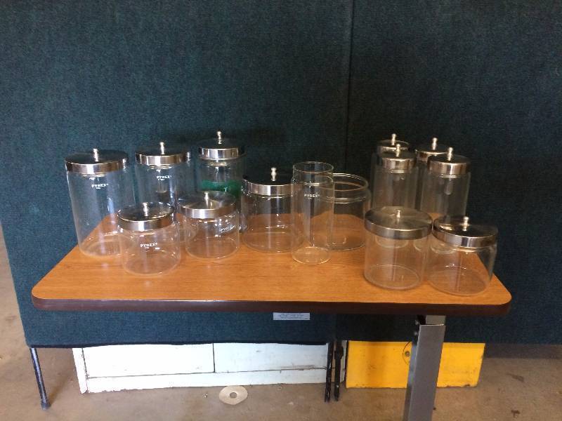 Pyrex Medical Glass Sundry Jars Great Condition! 1079 PREMIER